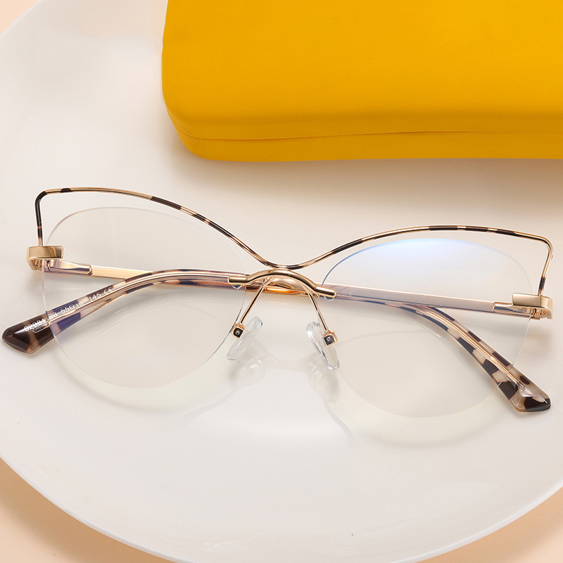 Newest Fashion Metal Cat Eye Glasses Frame Women's Blue Light Blocking Glasses Retro Optical Eyeglasses Frame
